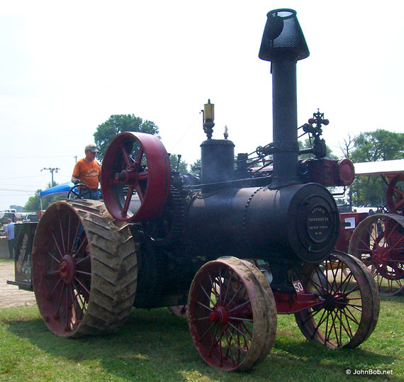 Advance Thresher Co. - steam tractor